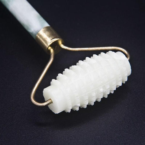 Barbed Face Massage Roller